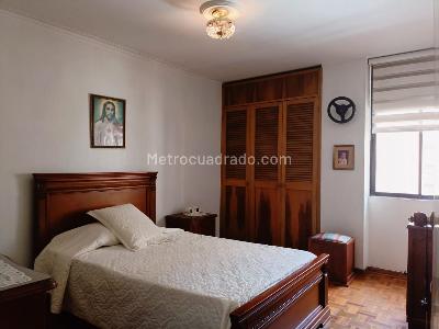 Apartamento de 3 alcobas en venta en Laureles, Medellín, 108 m² · foto 6 de 14