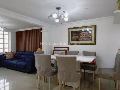 Casa de 4 alcobas en venta en Belen, Medellín, 189 m² · foto 4 de 13