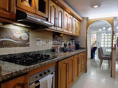 Casa de 4 alcobas en venta en Belen, Medellín, 189 m² · foto 6 de 13