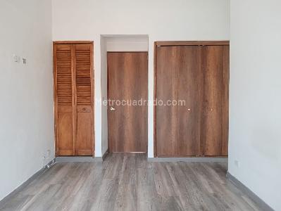 Apartamento de 3 alcobas en arriendo en Laureles, Medellín, 250 m² · foto 10 de 20