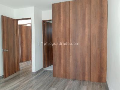 Apartamento de 3 alcobas en arriendo en Laureles, Medellín, 250 m² · foto 11 de 20