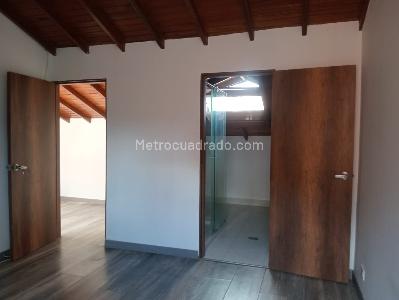 Apartamento de 3 alcobas en arriendo en Laureles, Medellín, 250 m² · foto 14 de 20