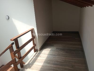 Apartamento de 3 alcobas en arriendo en Laureles, Medellín, 250 m² · foto 15 de 20