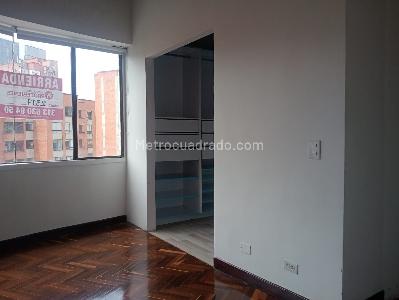 Apartamento de 3 alcobas en venta en Laureles, Medellín, 125 m² · foto 10 de 20