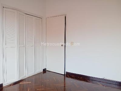 Apartamento de 3 alcobas en venta en Laureles, Medellín, 125 m² · foto 13 de 20