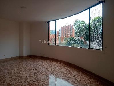 Apartamento de 3 alcobas en venta en Laureles, Medellín, 125 m² · foto 2 de 20