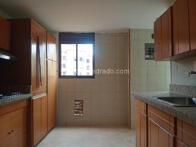 Apartamento de 3 alcobas en venta en Laureles, Medellín, 125 m² · foto 4 de 20