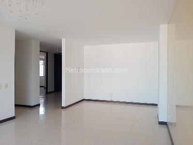 Apartamento de 3 alcobas en venta en Laureles, Medellín, 112 m² · foto 3 de 18