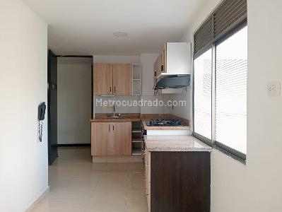 Apartamento de 3 alcobas en venta en Laureles, Medellín, 112 m² · foto 4 de 18