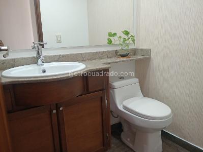 Apartamento de 3 alcobas en venta en Laureles, Medellín, 111 m² · foto 17 de 19