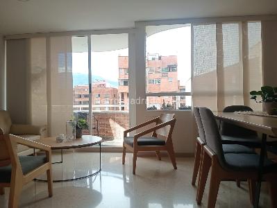 Apartamento de 3 alcobas en venta en Laureles, Medellín, 111 m² · foto 5 de 19