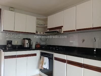 Apartamento de 3 alcobas en venta en Laureles, Medellín, 111 m² · foto 7 de 19