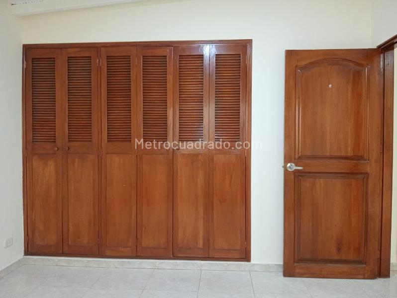 5BR Family House Near Universities in Laureles - 7
