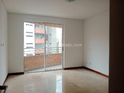 Apartamento de 3 alcobas en venta en Laureles, Medellín, 160 m² · foto 12 de 19