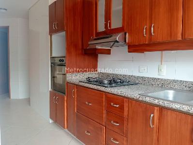 Apartamento de 3 alcobas en venta en Laureles, Medellín, 160 m² · foto 8 de 19