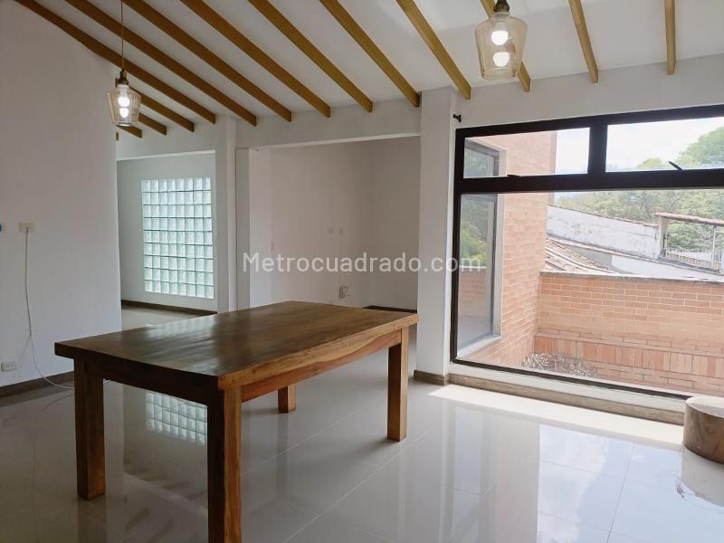 2BR Exterior Apartment for Rent in Belún on Main Road - 2