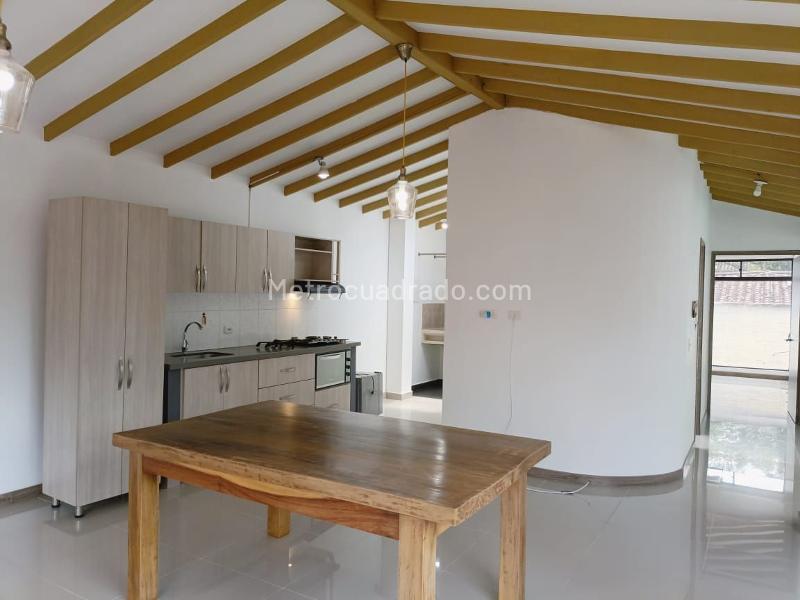 2BR Exterior Apartment for Rent in Belún on Main Road - 3