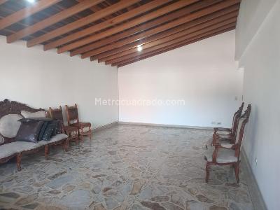 Apartamento de 4 alcobas en venta en Belen, Medellín, 168 m² · foto 3 de 10