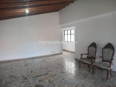 Apartamento de 4 alcobas en venta en Belen, Medellín, 168 m² · foto 4 de 10