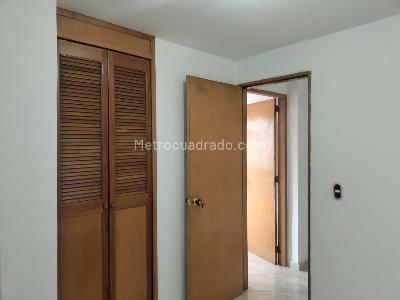 Apartamento en venta en La America, Medellín · foto 15 de 18