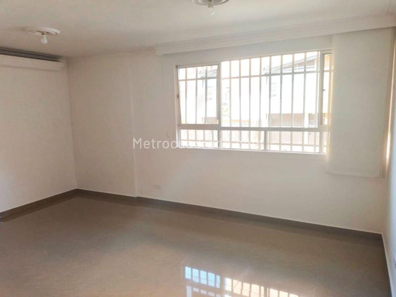 2BR Apartment in LAS ACACIAS (60 m²)