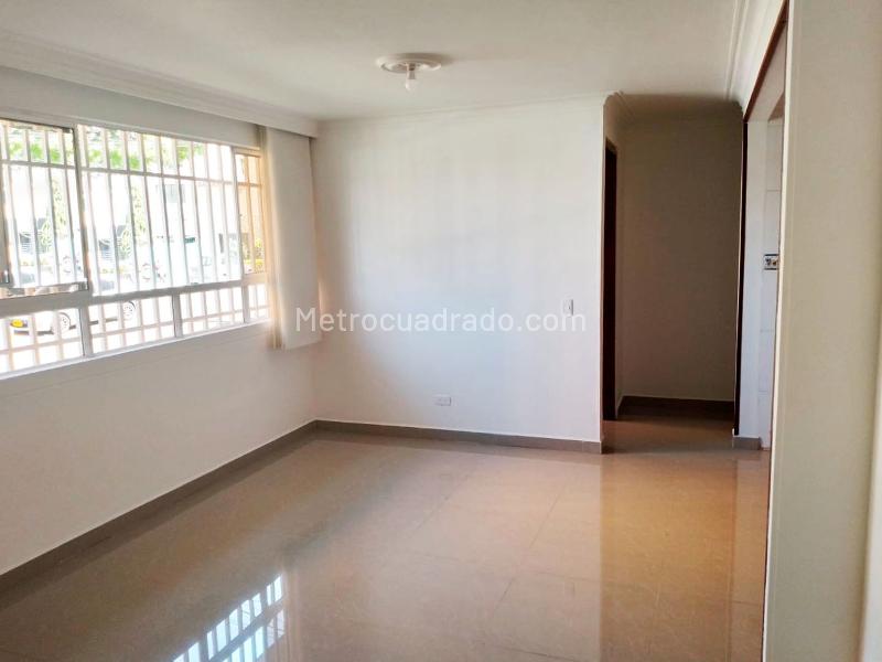 2BR Apartment in LAS ACACIAS (60 m²) - 2
