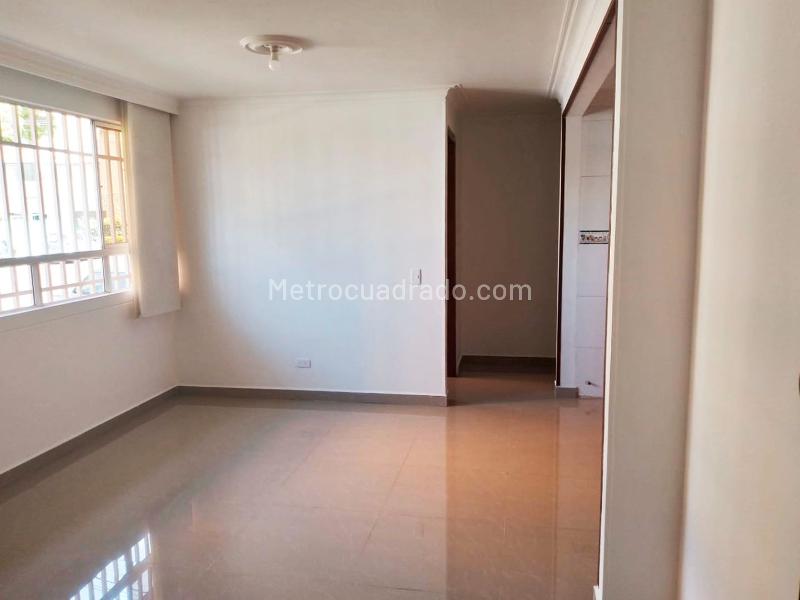 2BR Apartment in LAS ACACIAS (60 m²) - 3