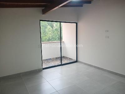 Apartamento de 4 alcobas en venta en Laureles, Medellín, 212 m² · foto 12 de 18
