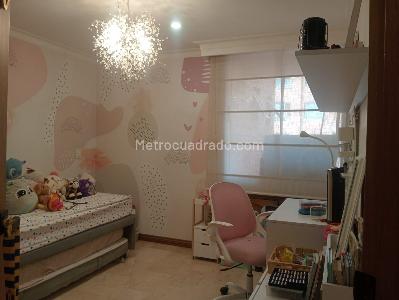 Apartamento de 3 alcobas en venta en Laureles, Medellín, 145 m² · foto 14 de 18