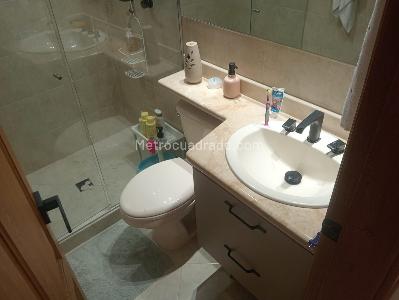 Apartamento de 3 alcobas en venta en Laureles, Medellín, 145 m² · foto 16 de 18