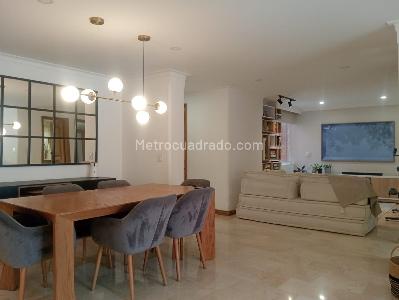 Apartamento de 3 alcobas en venta en Laureles, Medellín, 145 m² · foto 4 de 18