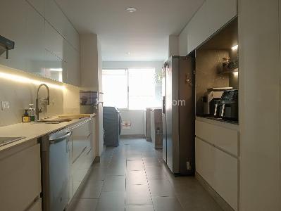 Apartamento de 3 alcobas en venta en Laureles, Medellín, 145 m² · foto 8 de 18