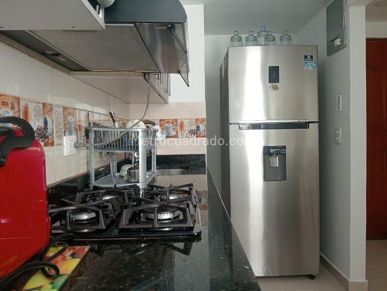 Apartamento Amoblado de 2 Alcobas en Laureles (70 m²) - 7