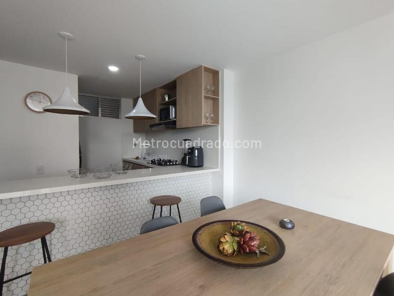 Furnished 3BR Apartment for Sale near Santa Fe Guayabal - 2