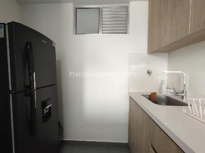 Apartamento de 3 alcobas en arriendo en Santa Fe Guayabal, Medellín, 74 m² · foto 8 de 18