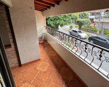 Casa de 4 alcobas en venta en Belen, Medellín, 225 m² · foto 15 de 17