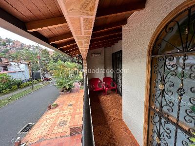 Casa de 4 alcobas en venta en Belen, Medellín, 225 m² · foto 16 de 17