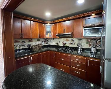 Casa de 4 alcobas en venta en Belen, Medellín, 225 m² · foto 3 de 17