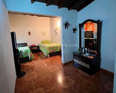 Casa de 4 alcobas en venta en Belen, Medellín, 225 m² · foto 6 de 17