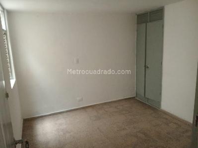 Casa de 4 alcobas en venta en Laureles, Medellín, 147 m² · foto 11 de 19