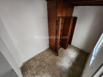 Casa de 4 alcobas en venta en Laureles, Medellín, 147 m² · foto 13 de 19
