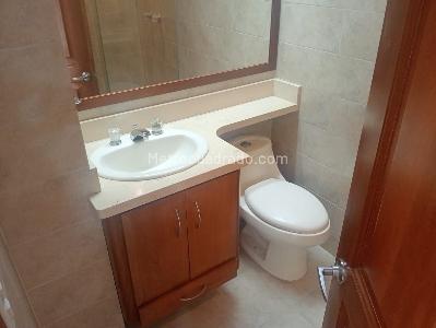 Apartamento de 3 alcobas en venta en Laureles, Medellín, 104 m² · foto 14 de 15