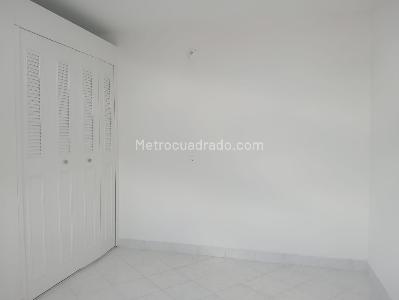Apartamento de 2 alcobas en arriendo en Laureles, Medellín, 60 m² · foto 5 de 9