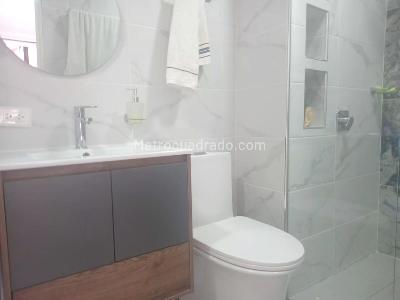 Apartamento en venta en Laureles, Medellín · foto 15 de 18