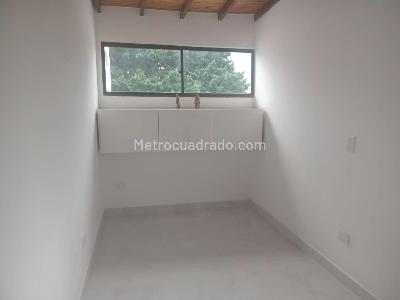 Apartamento en venta en Laureles, Medellín · foto 7 de 18