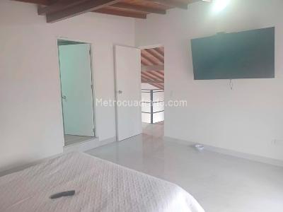 Apartamento en venta en Laureles, Medellín · foto 8 de 18