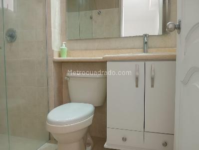 Apartamento de 3 alcobas en arriendo en Laureles, Medellín, 182 m² · foto 15 de 18