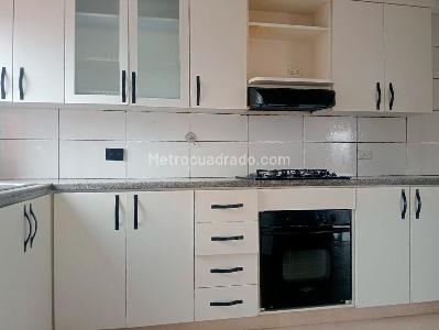Apartamento de 3 alcobas en arriendo en Laureles, Medellín, 182 m² · foto 7 de 18