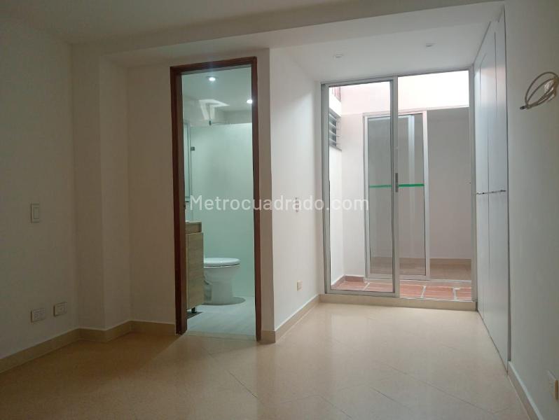 Apartamento de 3 Alcobas en Laureles Cerca a Universidades - 9