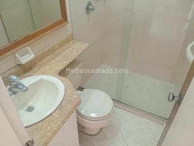 Apartamento de 3 alcobas en venta en Laureles, Medellín, 150 m² · foto 14 de 17